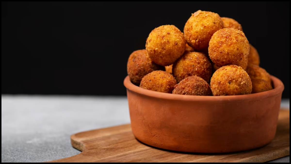 https://www.jagranimages.com/images/newimg/khanakhazana/08_2023-balls-.jpg