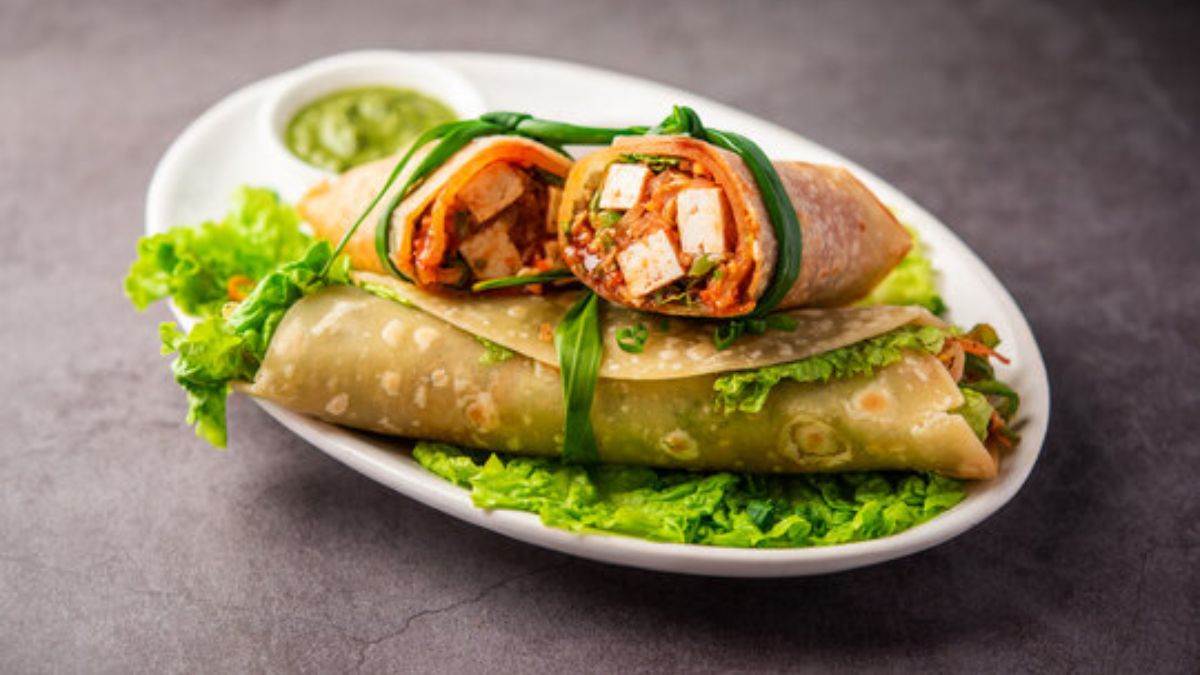 https://www.jagranimages.com/images/newimg/khanakhazana/08_2025-chilli_paneer_frankie.jpg