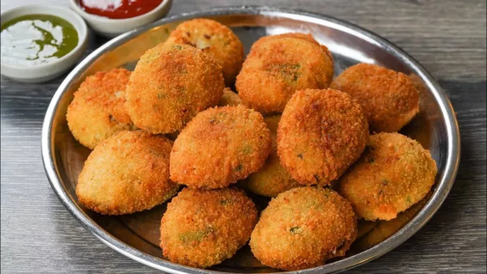 इस आसान रेसिपी से झटपट बनाकर तैयार करें क्रिस्पी सूजी कटलेट, स्वाद ऐसा कि दोबारा खाने का कर जाएगा मन