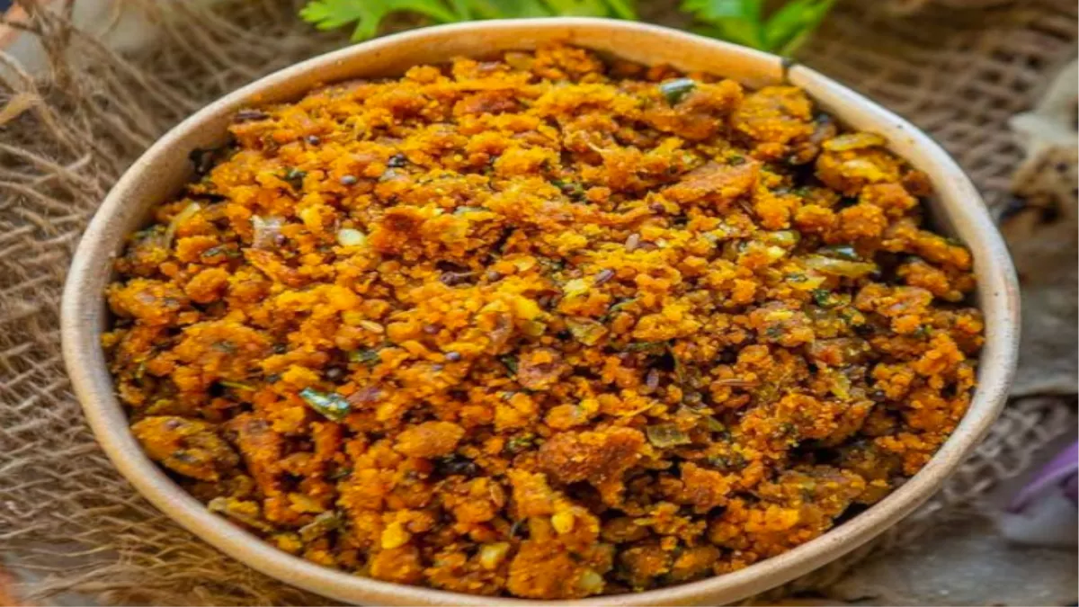महाराष्ट्र की ट्रेडिशनल डिश 'झुनका भाकरी' का आप भी ले सकते हैं स्वाद, इस विधि से बनाएं इसे