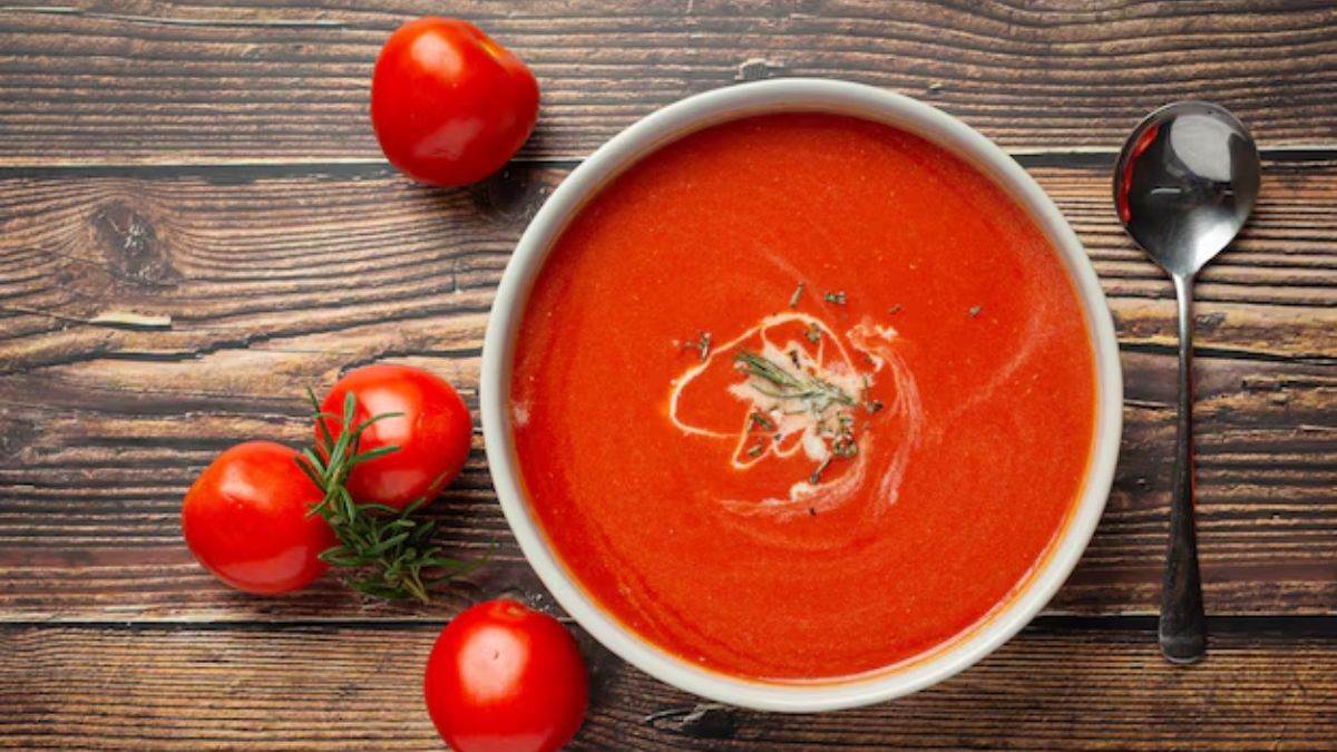 https://www.jagranimages.com/images/newimg/khanakhazana/11_2024-tomato_soup_recipe.jpg