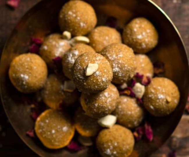 winter special gond ke laddu recipe ingredients and method