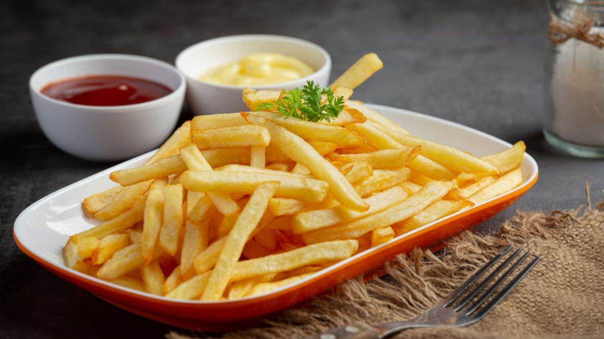 https://www.jagranimages.com/images/newimg/khanakhazana/12_2024-french_fry.jpg
