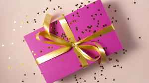Rakhi 2025 के त्योहार पर बहन को Gift 