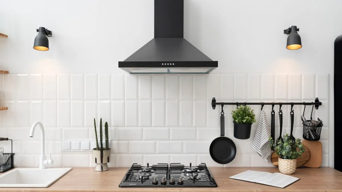 Kitchen Chimney With Glass Top