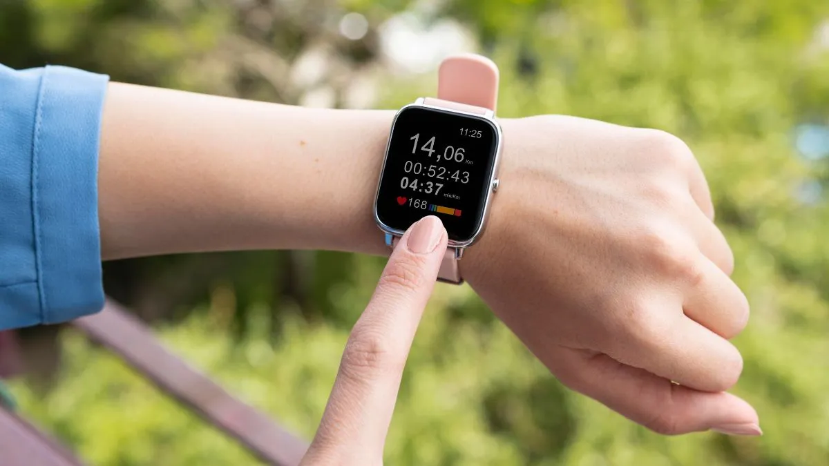 डेली यूज़ के लिए कैसे करें सही Smartwatch का चुनाव?