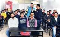 MillennialsSpeak : #RaajniTEA में गोरखपुर यूथ की राय, भत्ता नहीं रोजगार चाहिए, भीख नहीं सम्मान देने वाली सरकार चाहिए