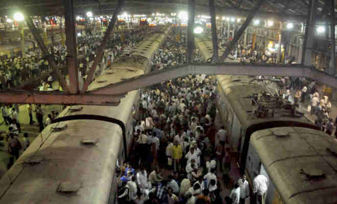131 साल का हुआ मुंबई का खूबसूरत cst रेलवे स्टेशन,फिल्मों में भी दिखता है ये विक्टोरिया टर्मिनस
