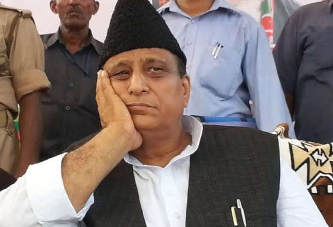 आजम की जुबान पर फिर लगा आयोग का ताला, 48 घंटे तक तक नहीं कर सकेंगे चुनाव प्रचार