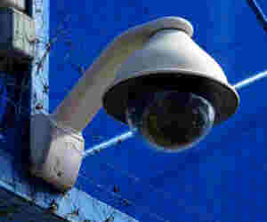 बुराड़ी डेथ मिस्ट्री : ये लोग लाए थे स्टूल आैर तार, CCTV में दिखा एेसे मौत के आगोश में समाया पूरा परिवार