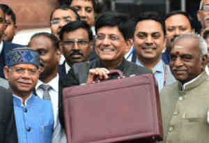 Antrim Aam Budget 2019 Live : संसद में पीयूष गोयल ने कहा, अफोर्डेबल हाउसिंग प्रोजेक्ट के तहत छूट 2019-2020 में भी मिलती रहेगी