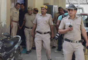 UP Budget 2019 : पुलिसकर्मियों के अपने आवास का सपना होगा साकार, सात जिलों में बनेगी पुलिस लाइन