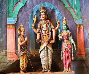 अगर आप भी ऐसी प्रार्थना करते हैं तो छोड़ दें, स्वामी विवेकानंद के शब्दों में जानें प्रार्थना का अर्थ