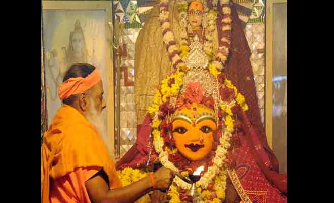 माता के 51 शक्तिपीठ,जानें दर्शन करने कहां-कहां जाना होगा