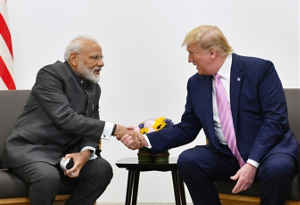 G20 Summit : जापान में राष्ट्रपति ट्रंप से मिले पीएम मोदी, ईरान, व्यापार, 5G और रक्षा सहयोग पर की चर्चा