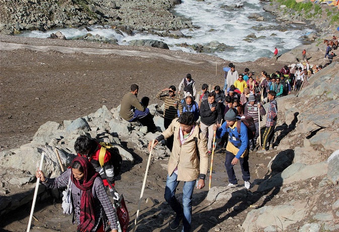 अमरनाथ यात्रा की फाइल फोटो। अमरनाथ यात्रा: खत्म नहीं होगा देह के प्रति अभिमान,तो नहीं कर पाएंगे अमरता की यह यात्रा