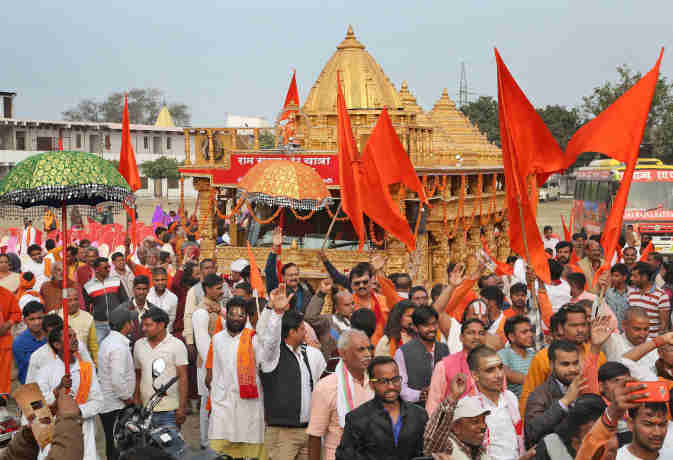 अयोध्या में राम मंदिर बनने से सबको खुशी होगी : राजनाथ