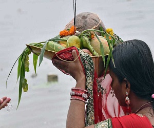 छठ पूजा 2018: जानें कौन हैं छठ मैय्या, नियम से व्रत न करने पर क्या हुआ था राजा सगर के साथ