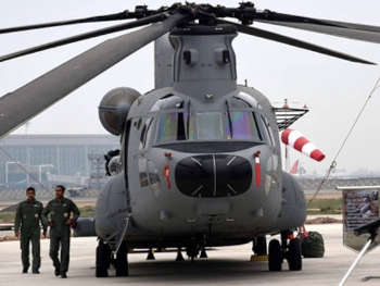Republic Day 2020: राजपथ पर पहली बार दिखेगा भारतीय वायु सेना के Chinook और Apache का दम