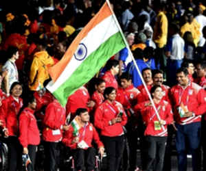 CWG 2018 : रंगारंग कार्यक्रम के साथ समाप्त हुआ 21वां कॉमनवेल्थ गेम्स, कुछ ऐसा दिखा नजारा