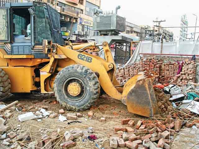 जल्द इंक्रोचमेंट हटा दें, वरना होगी कोर्ट की अवमानना