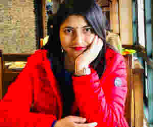 IAS चंद्रकला के साेशल मीडिया पर हैं लाखाें फाॅलोवर, यहां देखें उनकी पर्सनल व प्रोफेशनल लाइफ