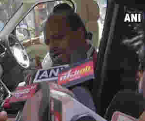 कर्नाटक में दो विधायकों के समर्थन वापस लेने से गरमार्इ राजनीति, सीएम कुमारस्वामी बोले डोंट वरी