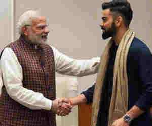 नरेंद्र मोदी को इंग्लैंड से विराट कोहली ने दी बधाई, इन 5 भारतीय क्रिकेटरों ने भी PM को बोला congrats