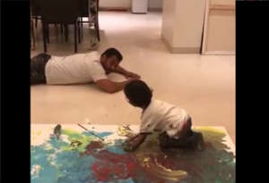 बॉलीवुड के फेमस मामा-भांजे सलमान और आहिल ने मिल कर की पेंटिंग, यहां देखें अंत में क्या बना