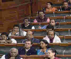 Upper Caste Reservation: गरीब सवर्णों को आरक्षण का बिल राज्य सभा में दो तिहाई बहुमत से पास, विपक्ष में पड़े सिर्फ 7 वोट