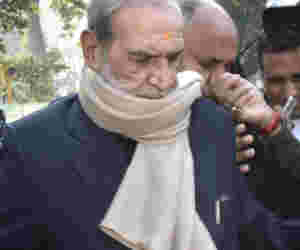 1984 सिख दंगा : एक अन्य मामले में सज्जन कुमार के खिलाफ सुनवाई टली, सुनार्इ जा चुकी है उम्रकैद की सजा