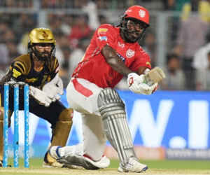 इन 5 बल्लेबाजों ने IPL में लगाए हैं सर्वाधिक छक्के, इस सीजन 3 पड़े फीके सिर्फ 2 ही चमके