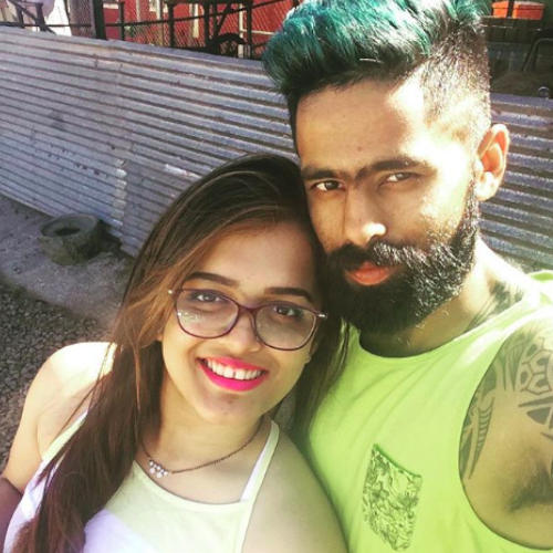 Ipl 2019 Suryakumar Yadav And Wife Devisha Shetty Bold Chemistry Will Floor You, Photo Gallery ...