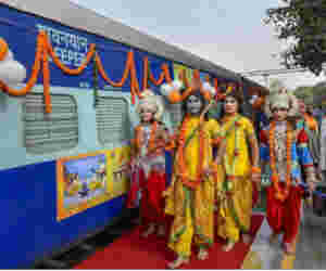 श्री रामायण एक्सप्रेस से 16 दिनों में करें प्रभु श्री राम से जुड़े स्थलों के दर्शन, जानें कितने का है टिकट