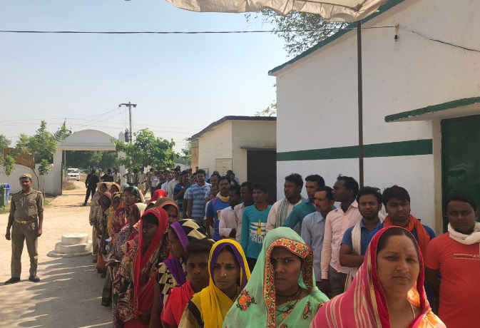 Lok Sabha Elections 2019 7th Phase Varanasi Live Update : वाराणसी में 5 बजे तक 53.44 प्रतिशत मतदान, वोटिंग जारी