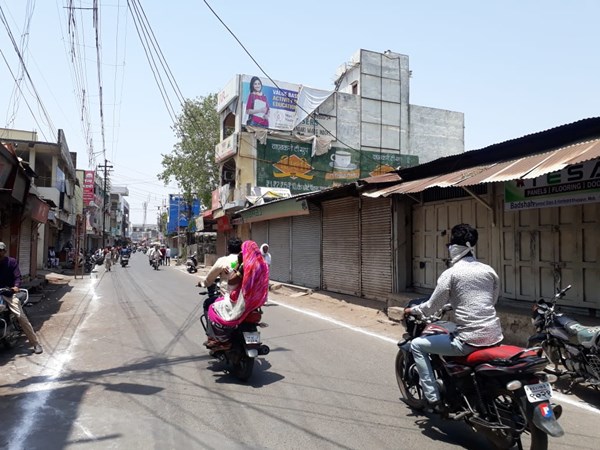 Shajapur News : शौर्य यात्रा निकलने से पहले संवेदनशील क्षेत्र में नहीं खुली दुकानें