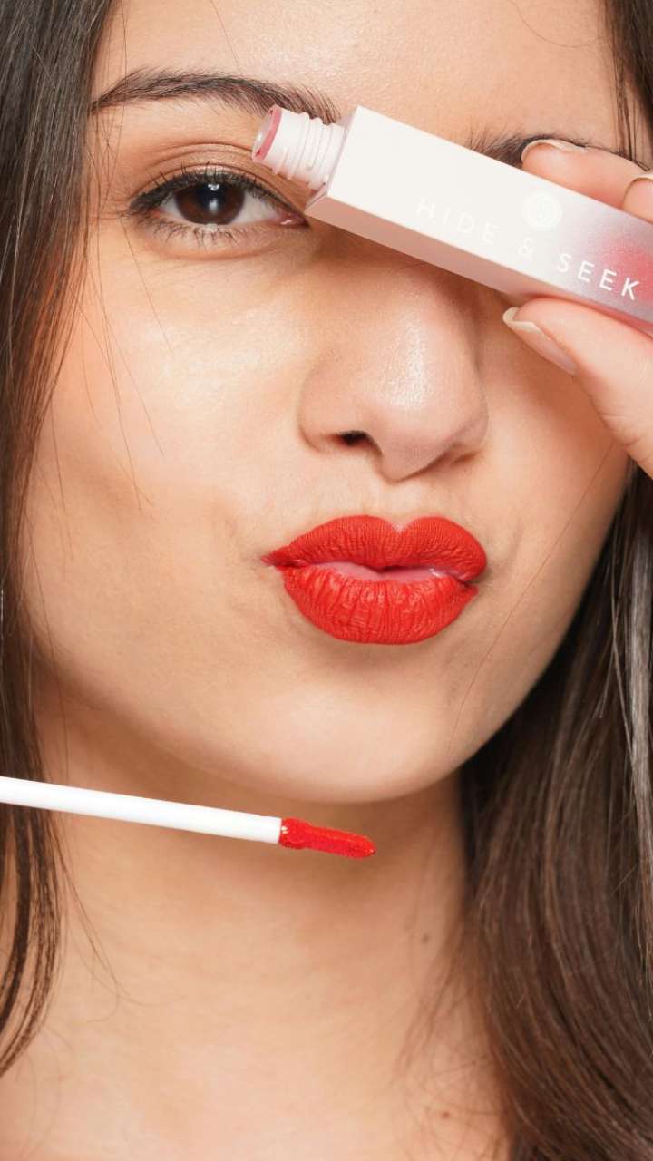 पहली डेट पर बॉयफ्रेंड होगा इंप्रेस, लगाएं ये लिपस्टिक शेड्स