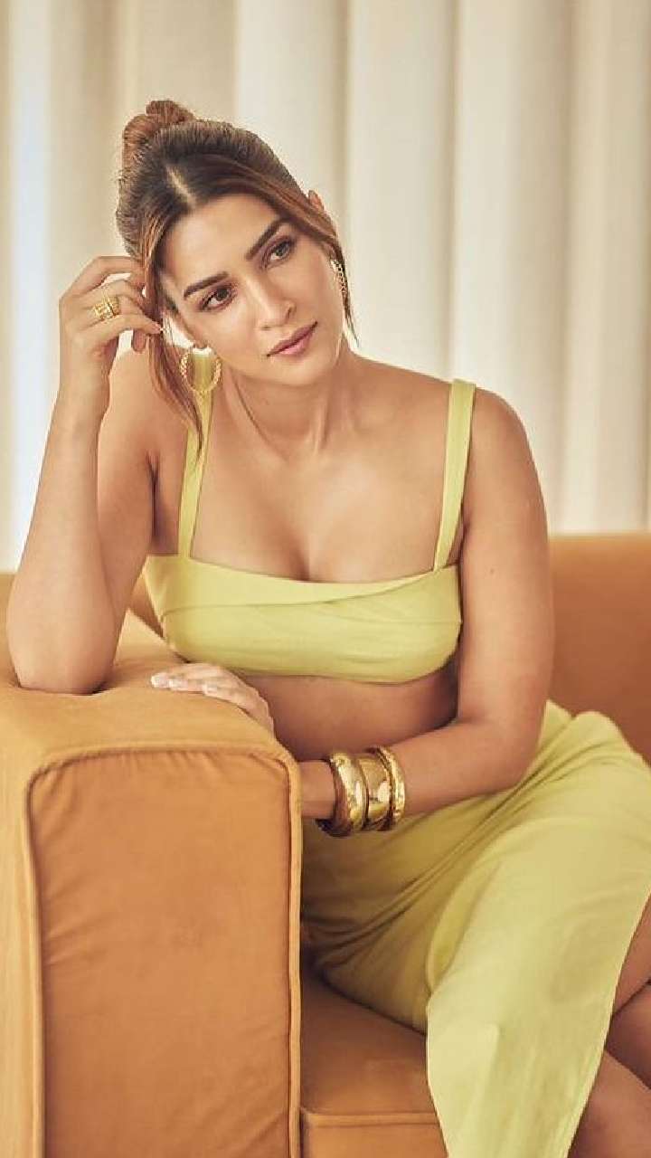 [Image: shehzada-actress-kriti-sanon-1674532904.jpeg]
