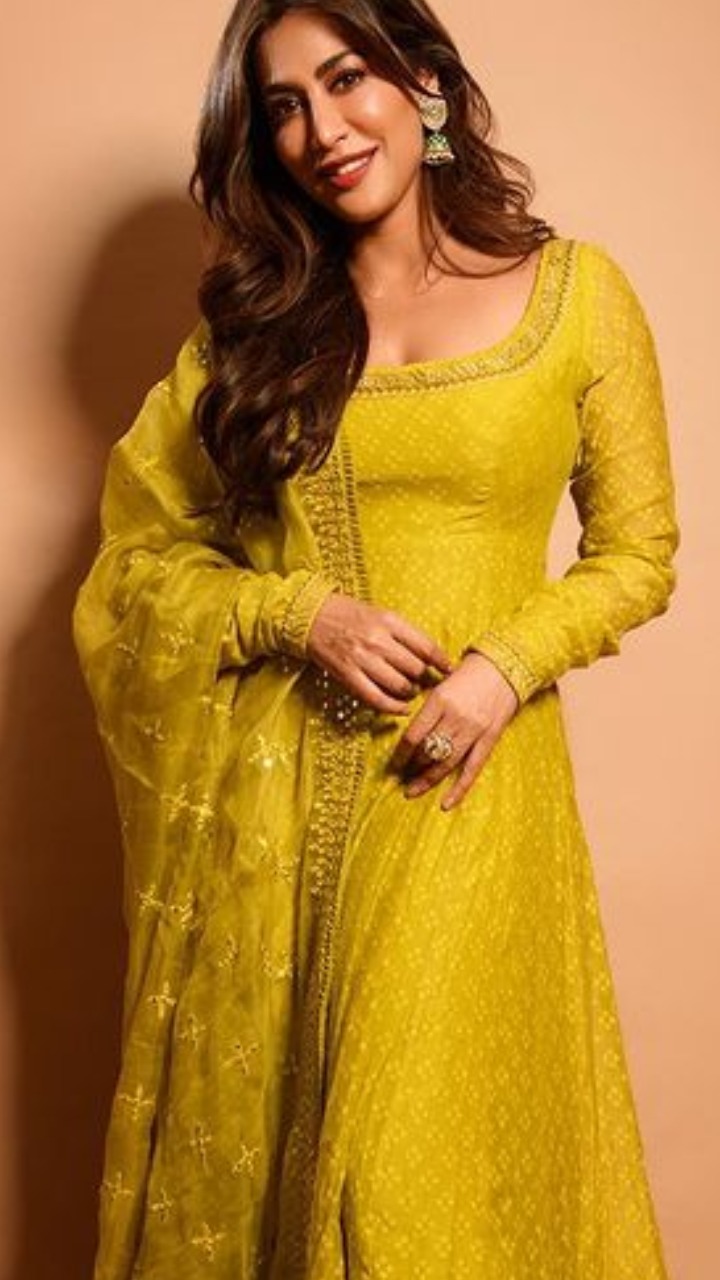 Chitrangda Singh share gorgeous pictures in yellow suit see here