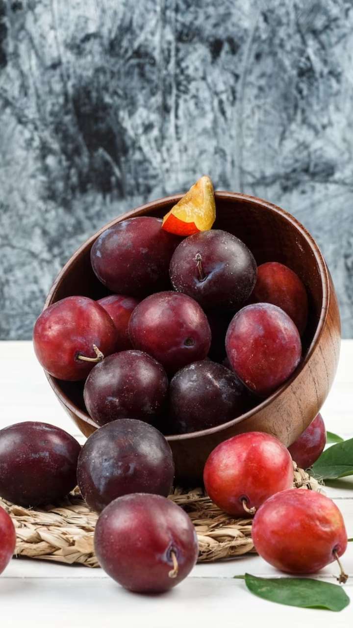 आलू बुखारा खाने से सेहत को होने वाले फायदे