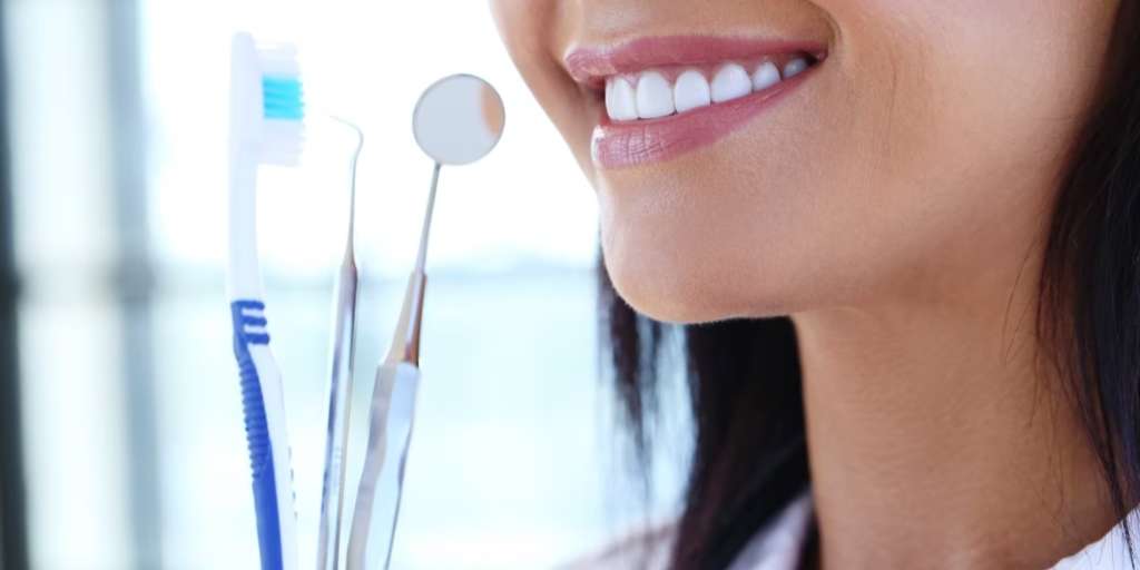 World Oral Health Day 2023: दांतों का ऐसे रखें ख्याल