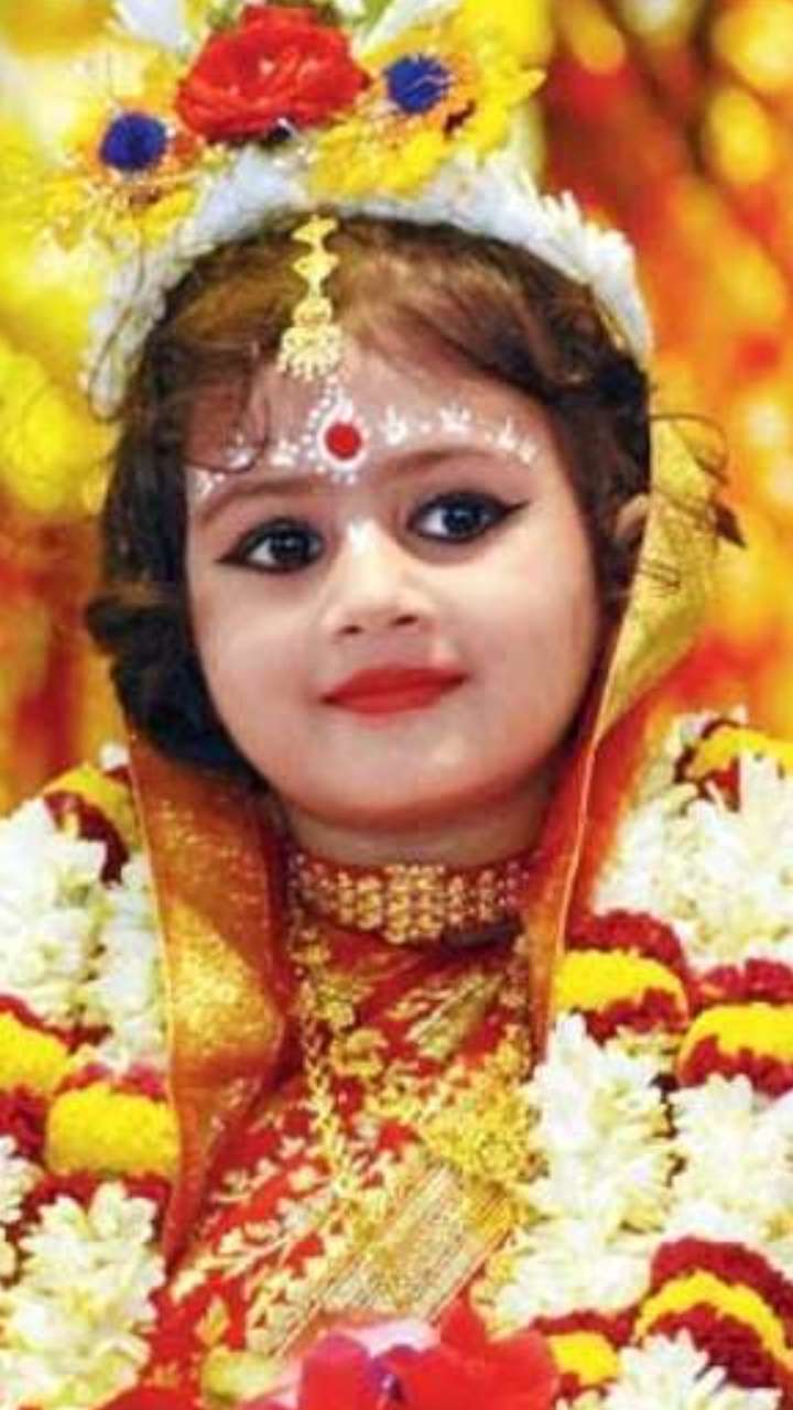 नवरात्र में जानें कन्या पूजन से जुड़ी अहम बातें
