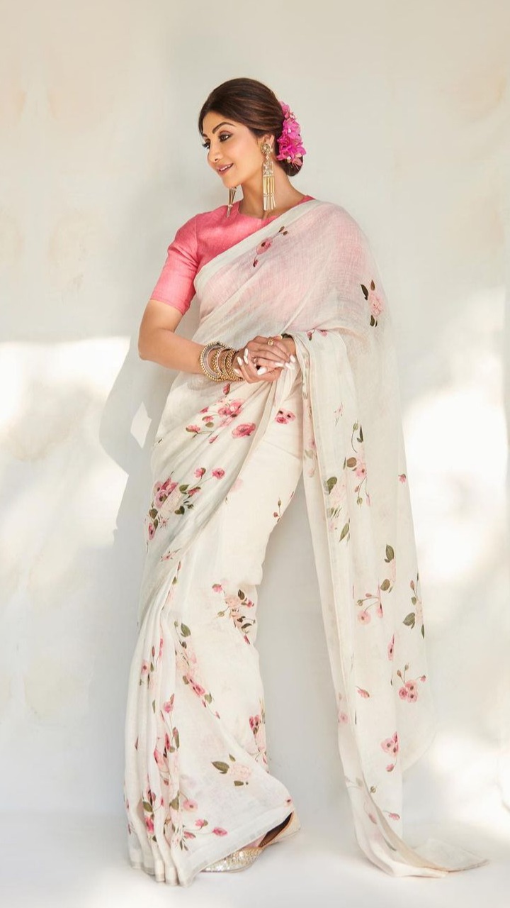 Shilpa Shetty looks 'beautiful' in gajra white floral print saree see  latest traditional look here