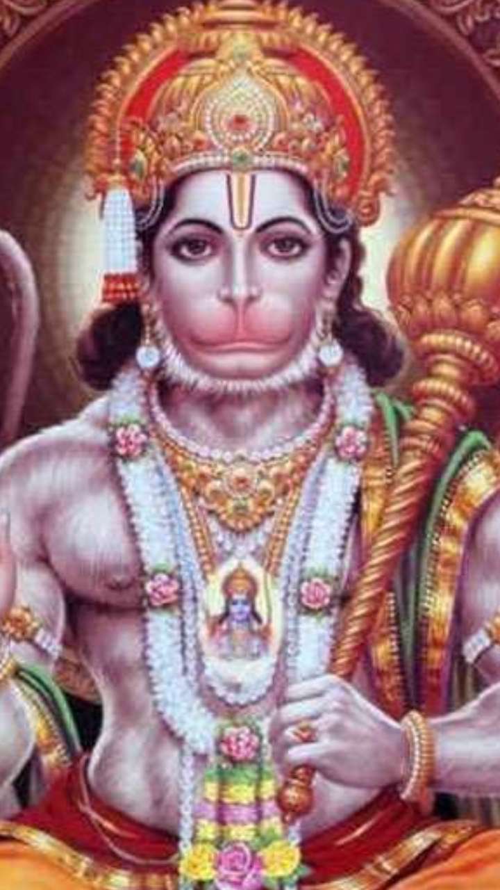हनुमान चालीसा के समय इन बातों का रखें विशेष ख्याल, आएगी समृद्धि  