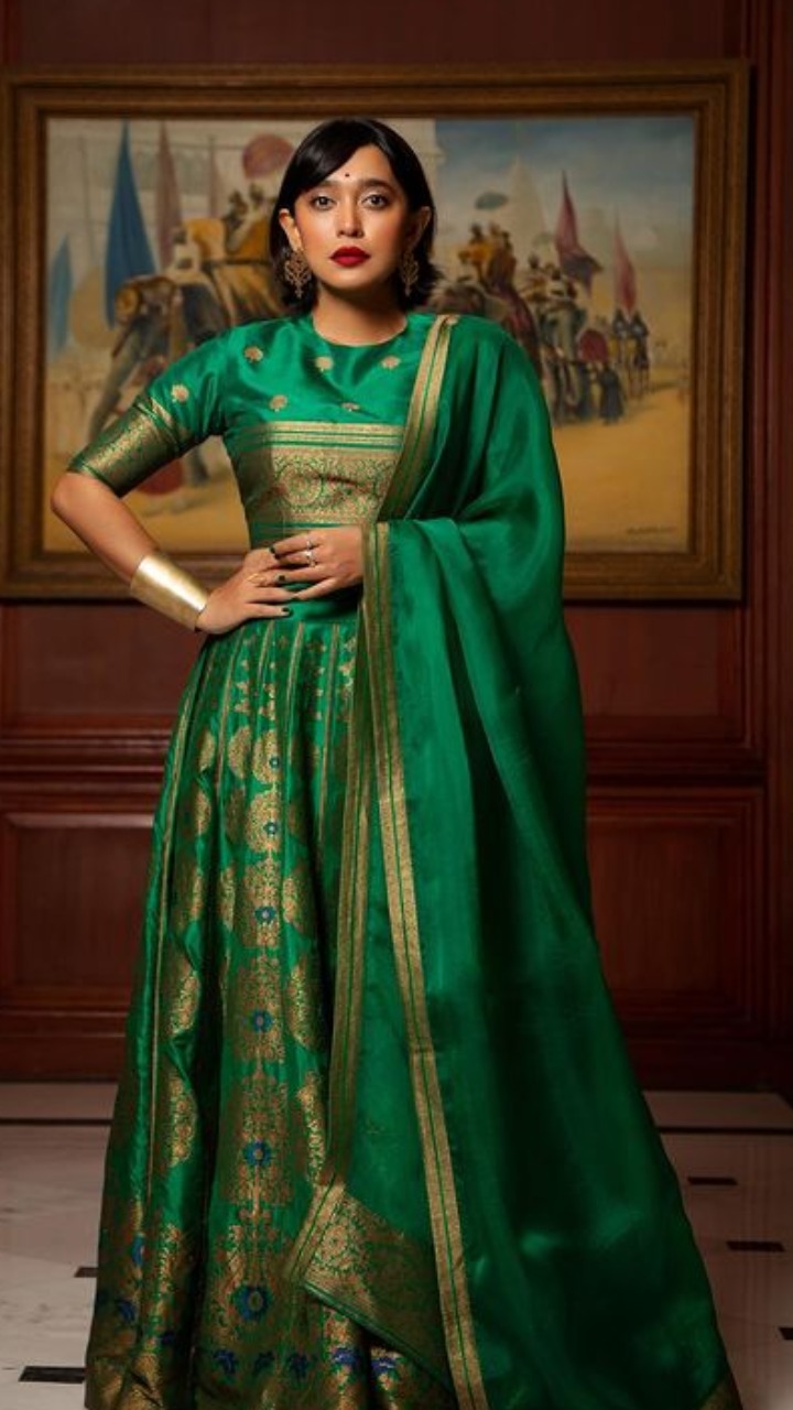 Four More Shots Please actress Sayani Gupta shares beautiful pictures in green lehenga
