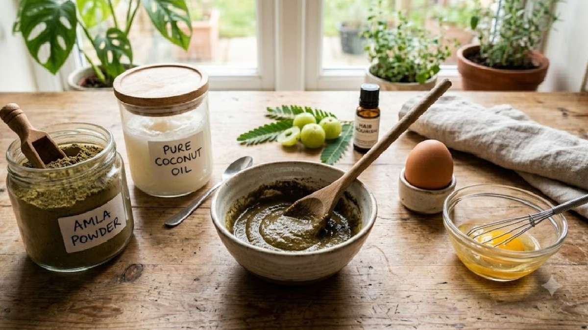 आंवला, अंडा और नारियल तेल मास्क