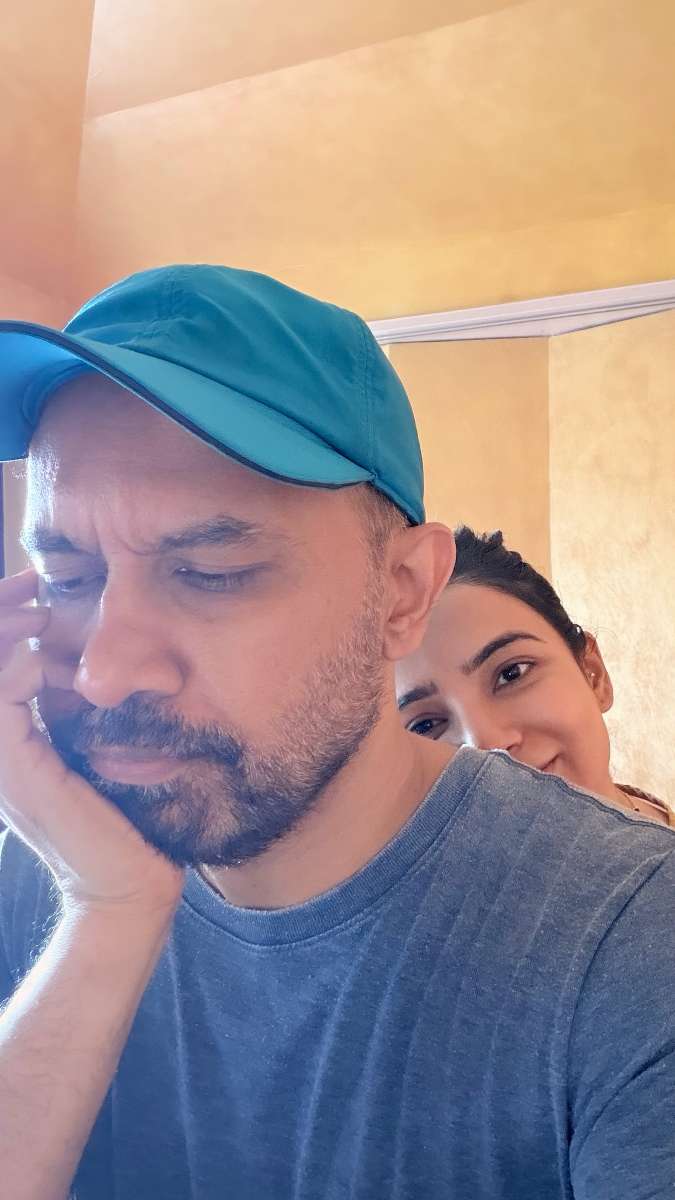 Samantha Ruth Prabhu ने फैंस को दिखाई बेबी बंप की झलक, फैंस बोले- 'ग्लो कर रही हैं...' Samantha Ruth Prabhu ने फैंस को दिखाई बेबी बंप की झलक, फैंस बोले- 'ग्लो कर रही हैं...'