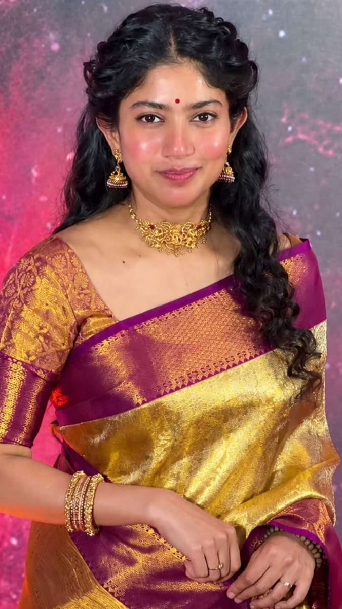खूबसूरती में अप्सरा लगती हैं Ramayana की 'सीता', सादगी से भरी हैं Sai Pallavi की 7 फोटोज