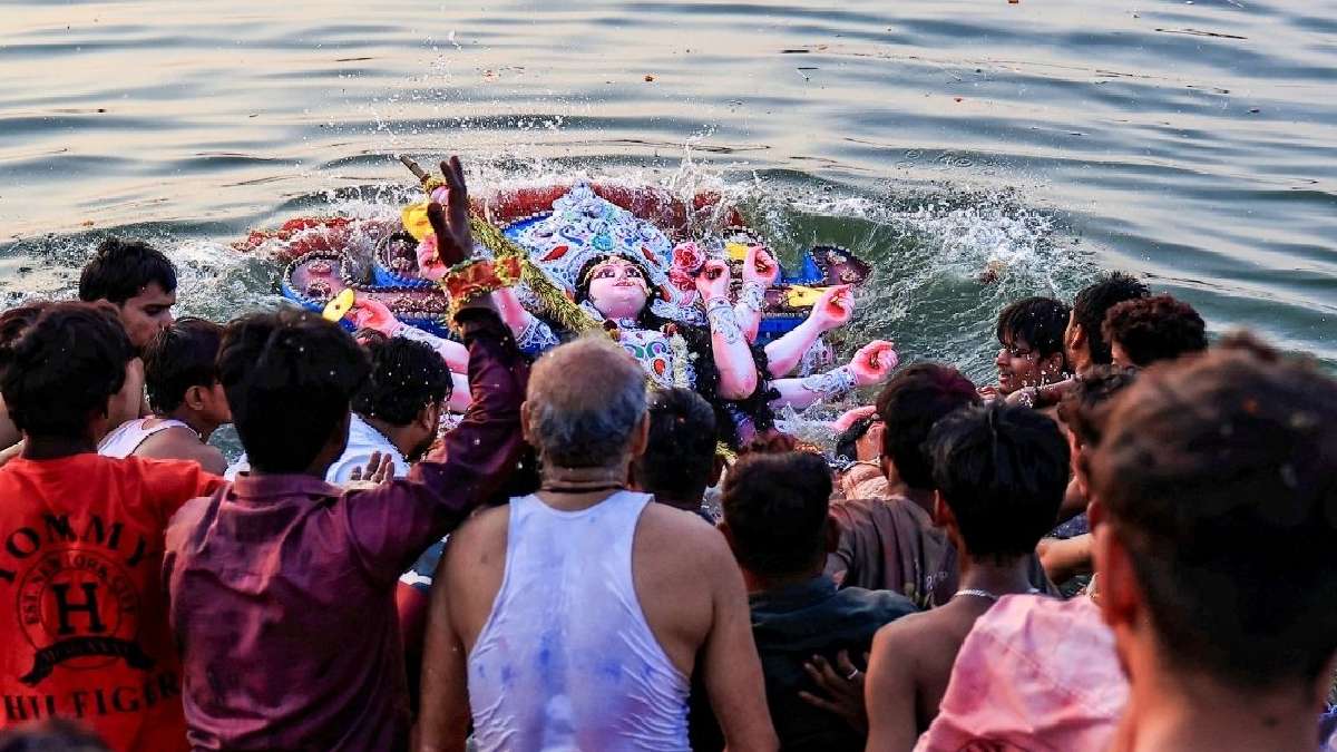 जयपुर में विसर्जन